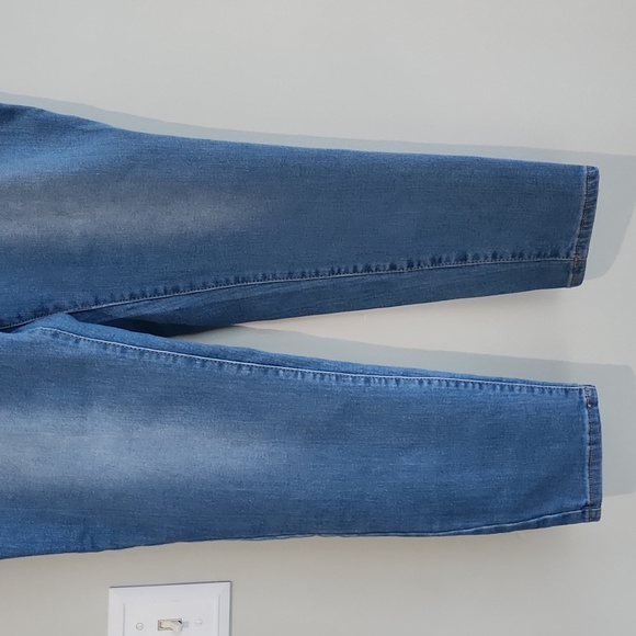 New Women's Fashion Nova All The Booty Ripped Skinny Jeans sz 16 destroyed NWT - Picture 2 of 4